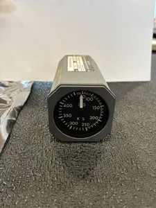 Standby Airspeed Indicator PN: 273AS5 (Aircraft Parts)